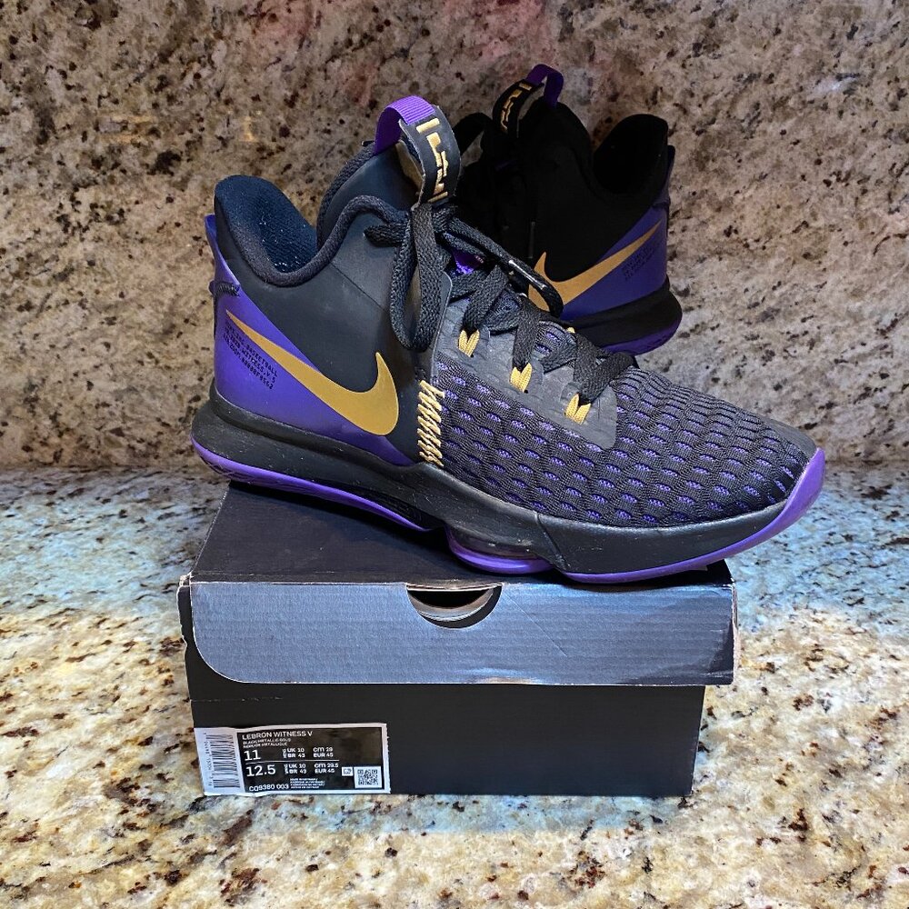Nike Lebron Witness V Black/Purple/Metallic Gold Size 11 W/Box